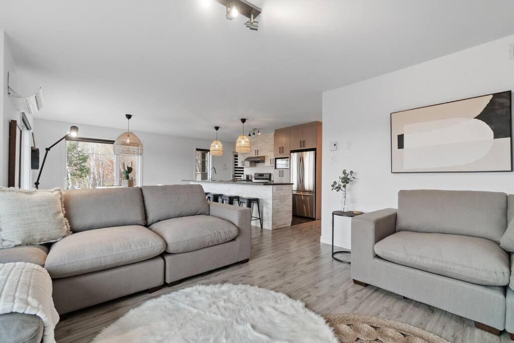 Initial - Boho - Mont-Sainte-Anne Appartement Beaupré Buitenkant foto
