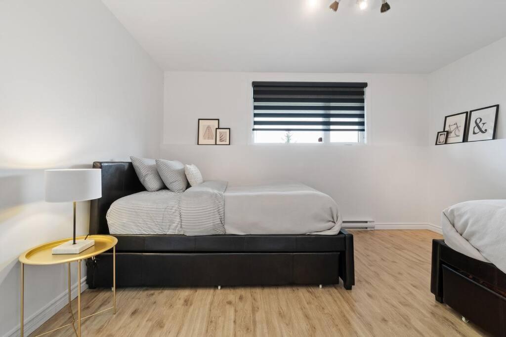 Initial - Boho - Mont-Sainte-Anne Appartement Beaupré Buitenkant foto